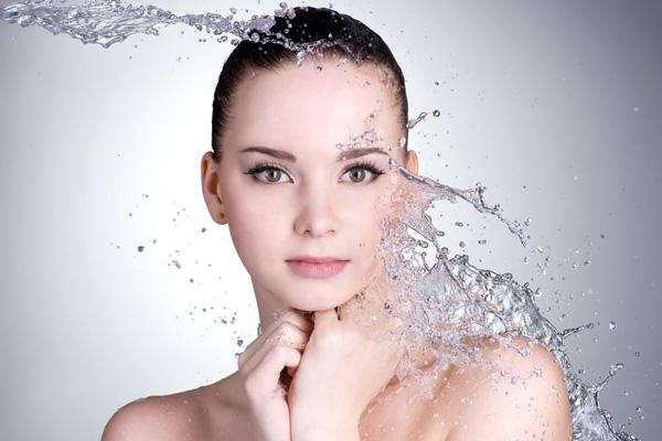 化妆水有什么作用？