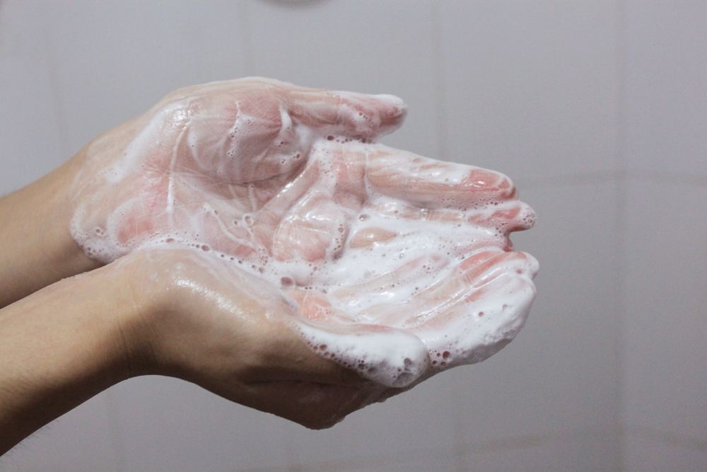 美白的洗面奶真的有用吗？洗面奶泡沫越多保湿度越好吗？