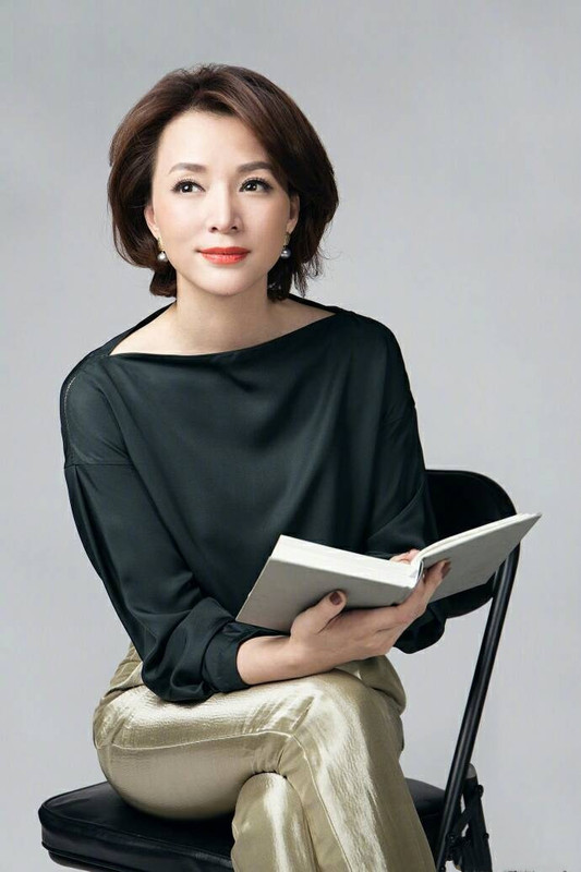 董卿给女人“开学第一课“，优雅的女人都有一条共同点